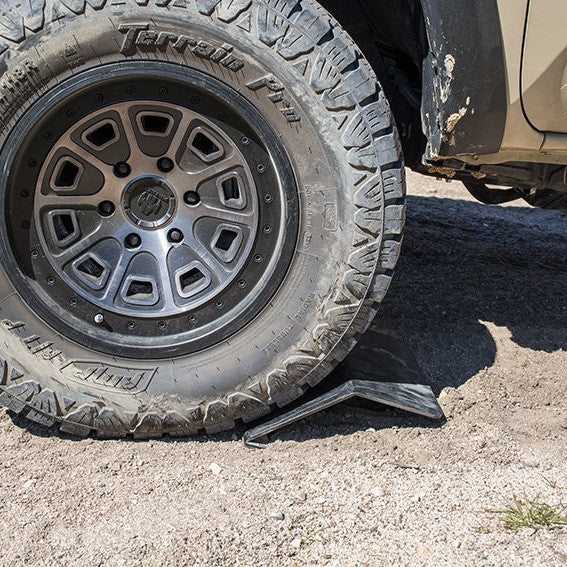 Body Armor 4x4 Backbone Hitch Skid — image 5