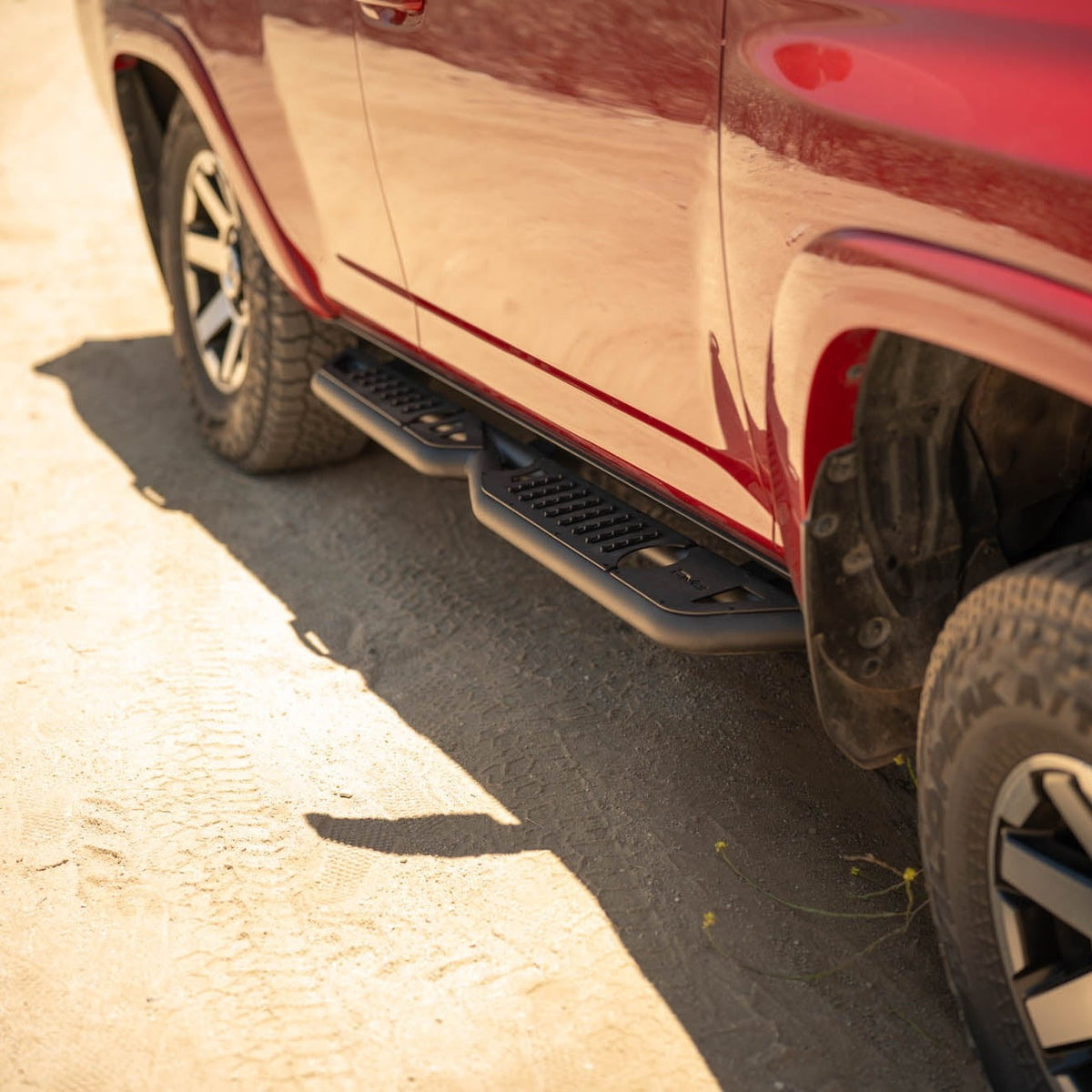OE Plus Side Steps for the 2010-2024 Toyota 4Runner