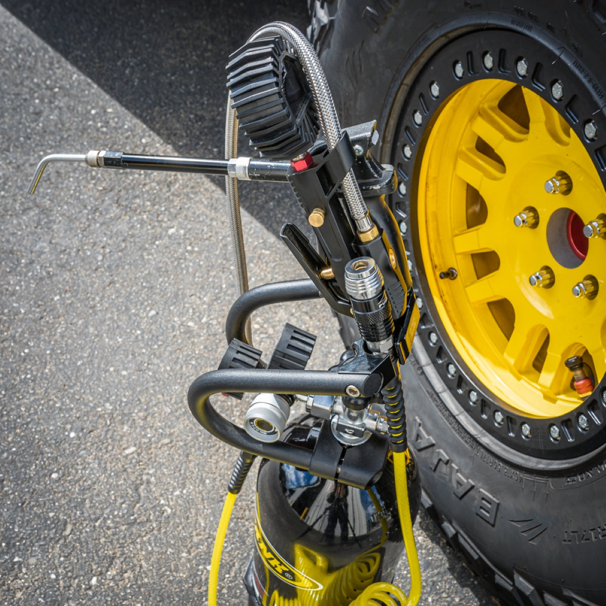 Power Tank Power Grip Guard Handle for CO2 Cylinders — image 5