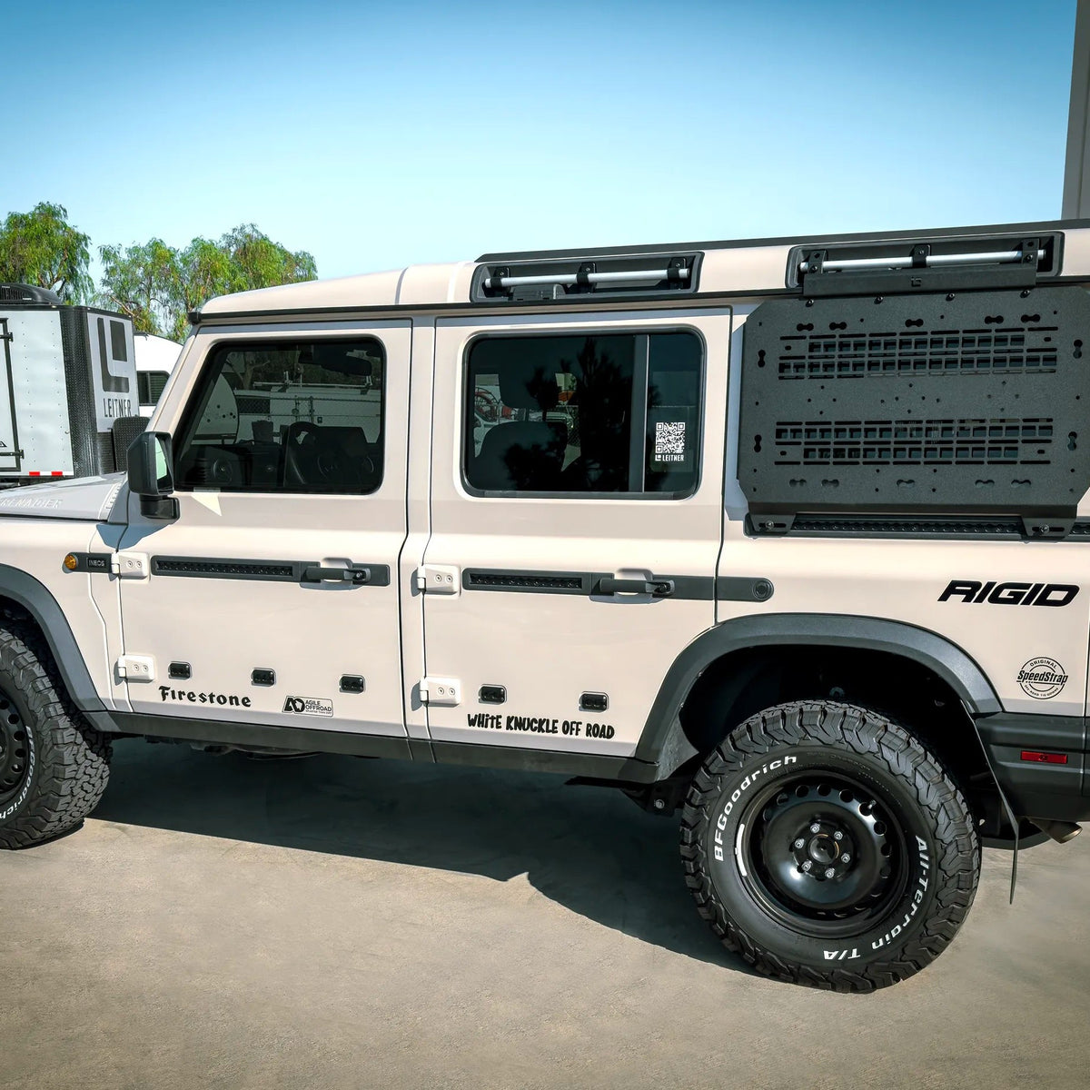 Leitner Designs Universal Side Kick Panel, roll cage mounting detail