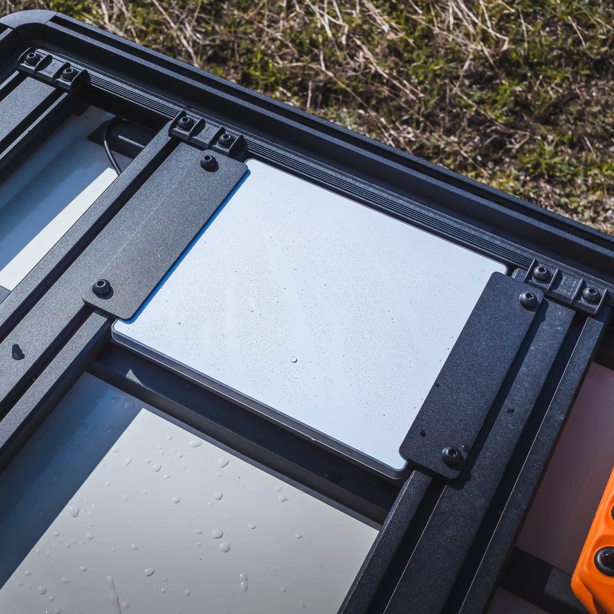 Leitner Designs Star Link Mini Mount, TrakLok fastener detail