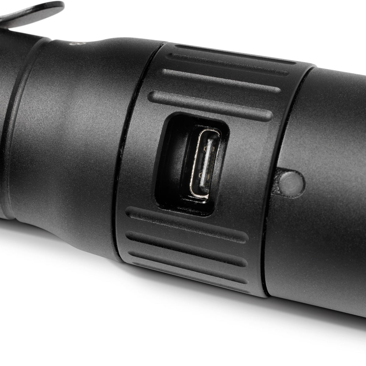 Pelican 7600 USB-C Tactical Flashlight — image 4