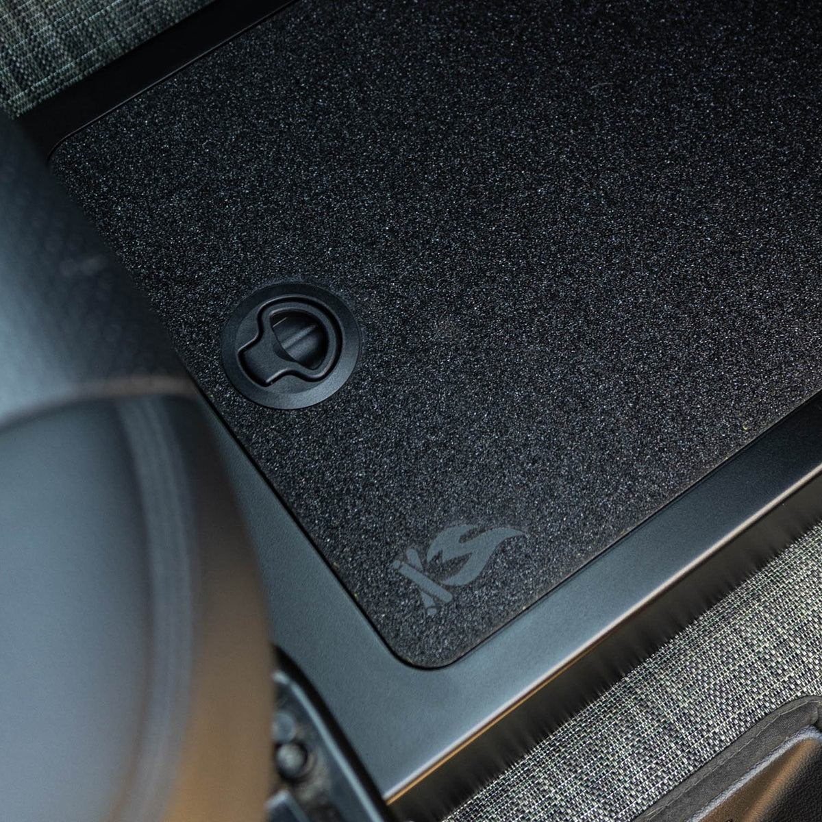 Flatline Van Co Transit Van Passenger Floor Riser Compartment — image 3