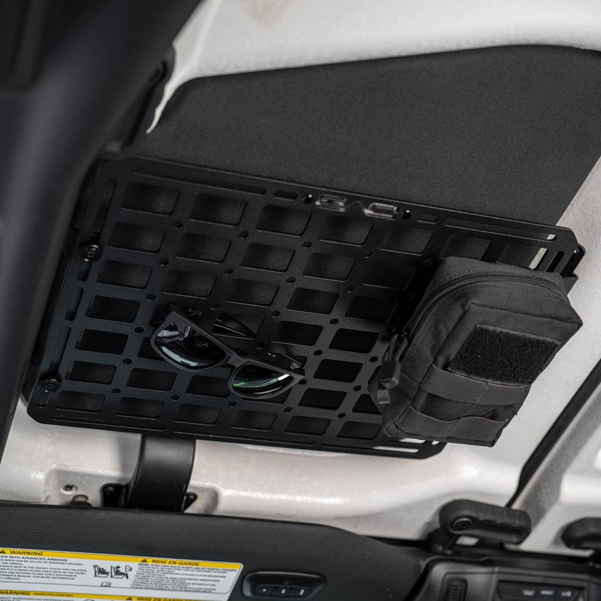 Jeep Wrangler JL Roof Mounts with 15” x 12” Molle Panel installed