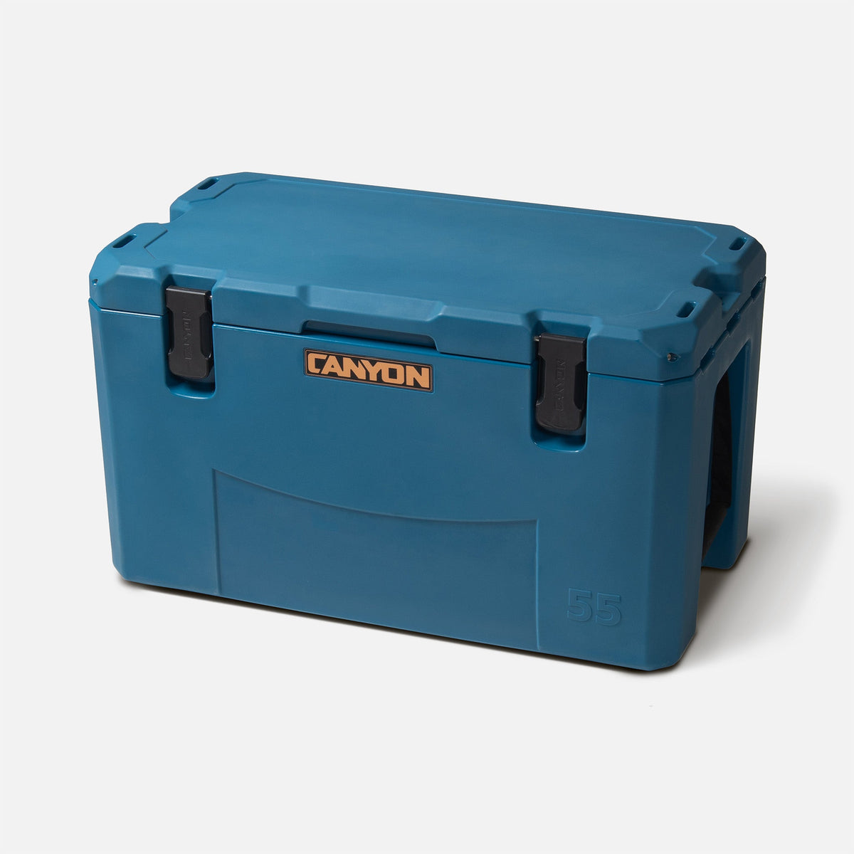 Outfitter 55qt V2 Cooler Azure Blue Weekend X55NGAB_Closed