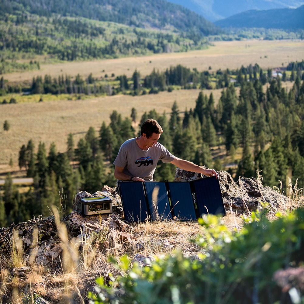 Goal Zero Yeti 500X and Nomad 50 Power Station Solar Kit — image 7