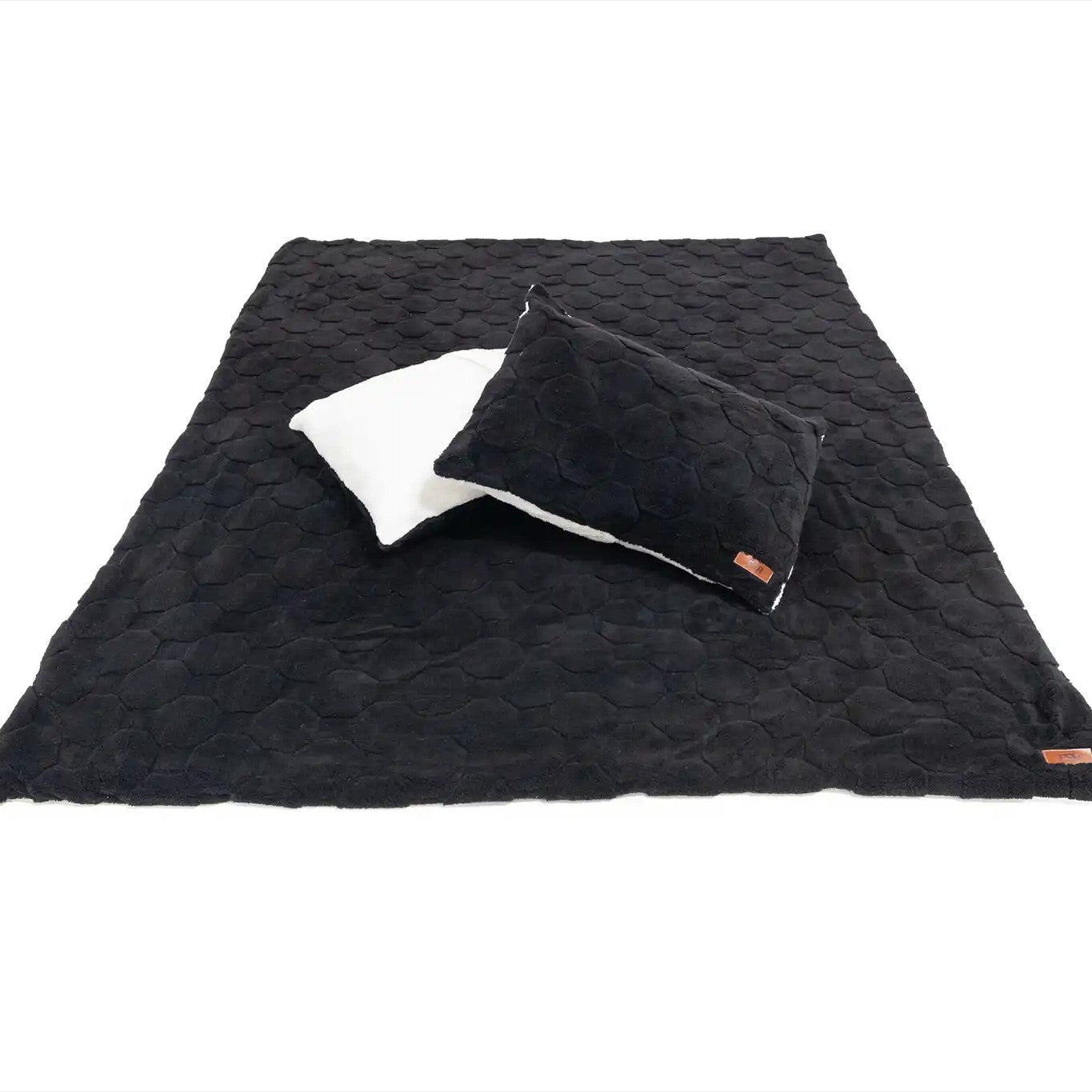FSR Cloud Comforter Rooftop Tent Bedding Set with matching Pillow Cases from Free Spirit Recreation