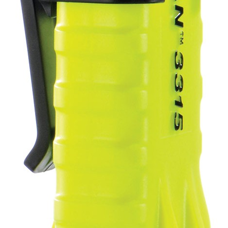 pelican 3315 safety compact flashlight