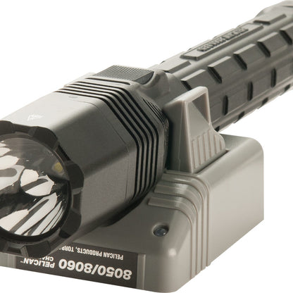 pelican 8060 super bright rechargeable flashlight